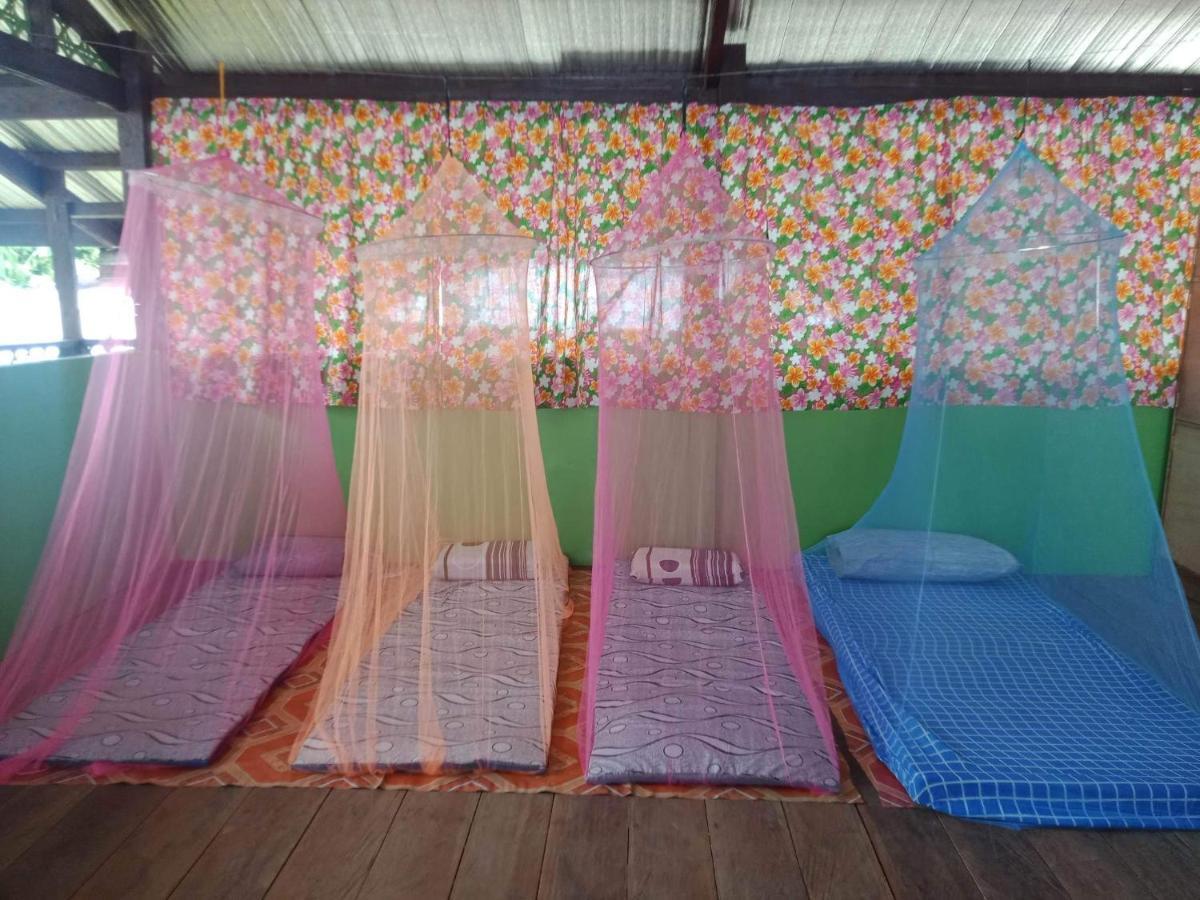 Roca'S Homestay Backpackers Chalet Batuan Bagian luar foto