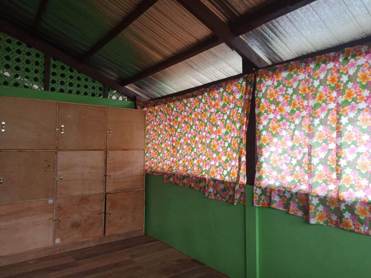 Roca'S Homestay Backpackers Chalet Batuan Bagian luar foto